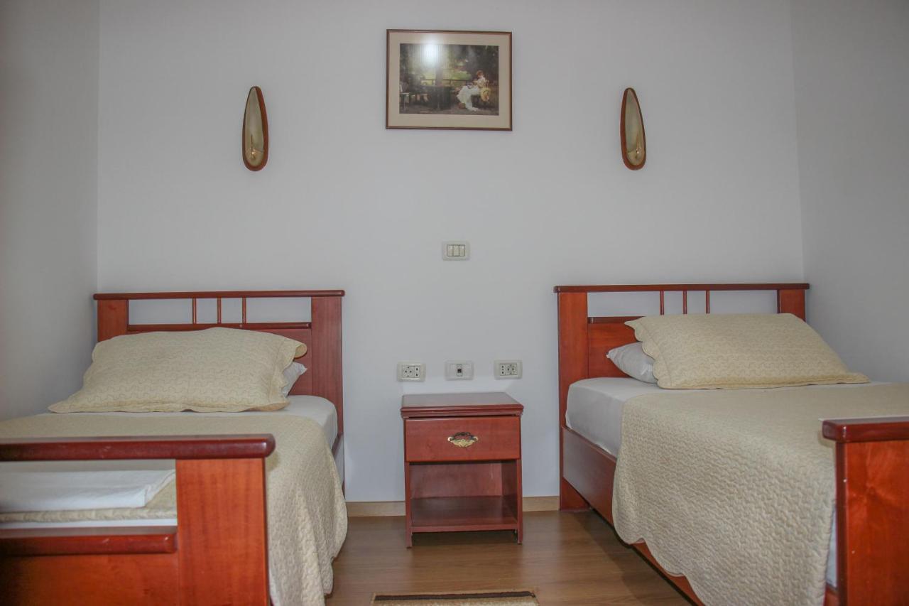 Hotel Bleta Gjirokaster Luaran gambar